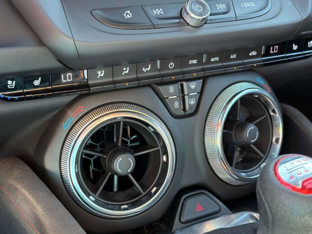 Used 2021 Chevrolet Camaro ZL1 RWD image 22