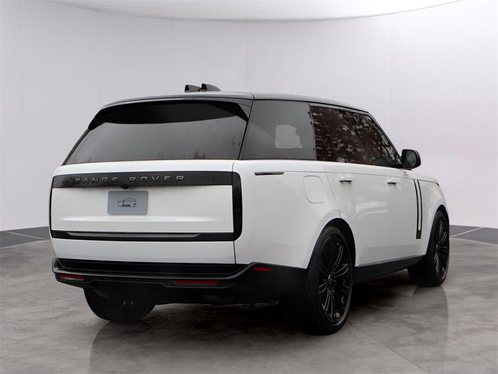 New 2025 Land Rover Range Rover SE image 5