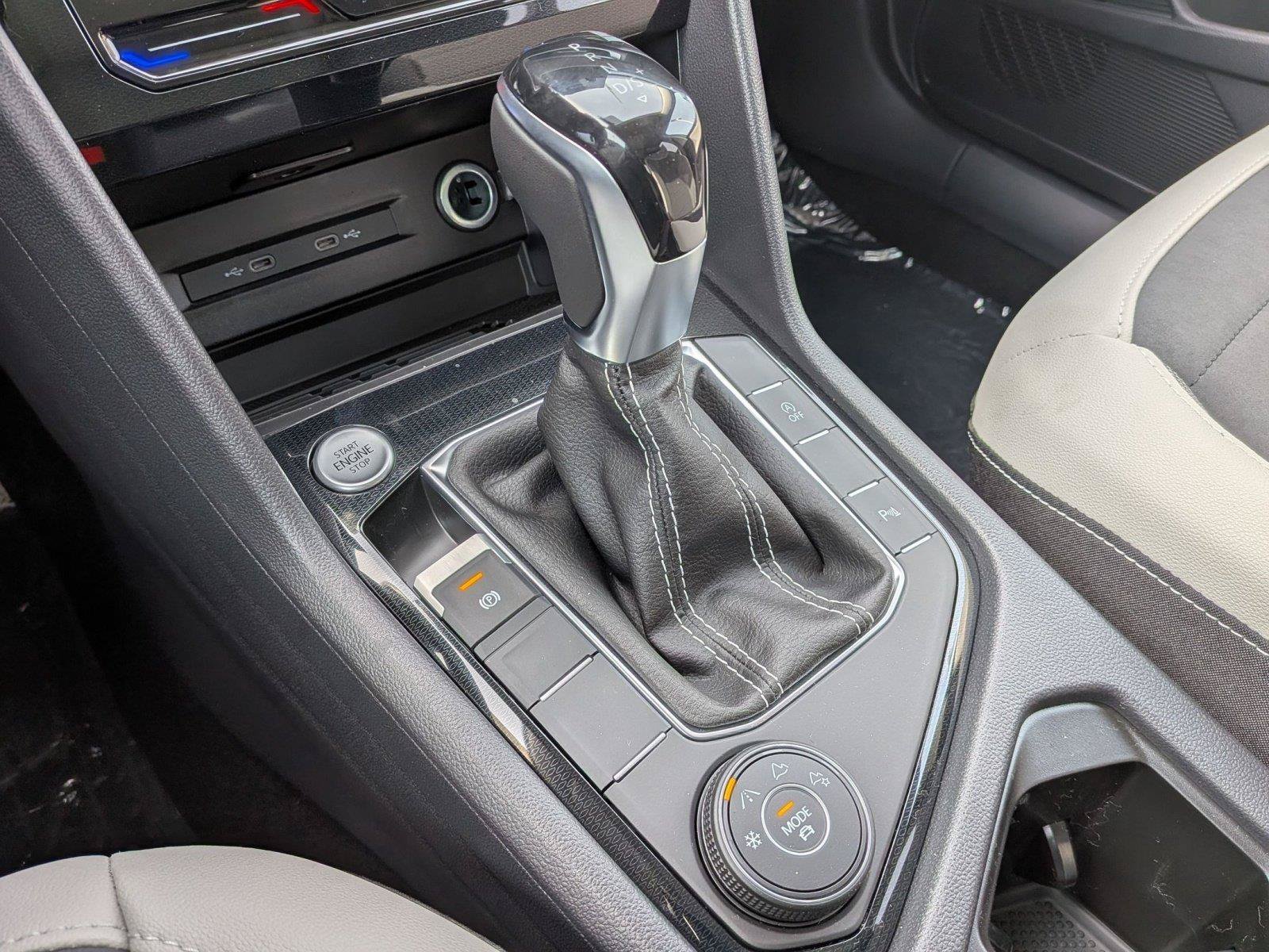 New 2026 Volkswagen Taos SE AWD/4WD image 31
