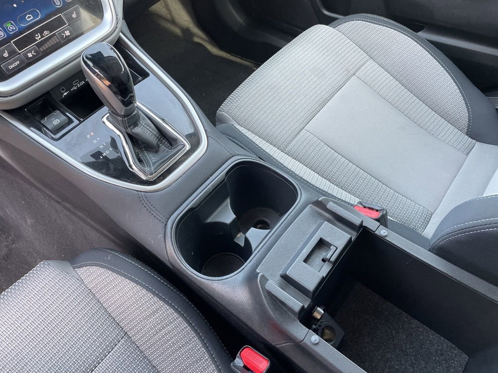 Used 2024 Subaru Outback Premium image 9
