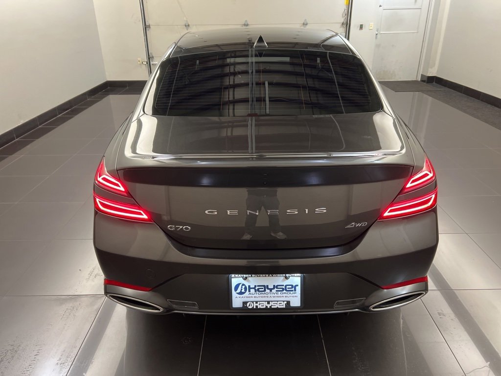 Used 2025 Genesis G70 2.5T image 5