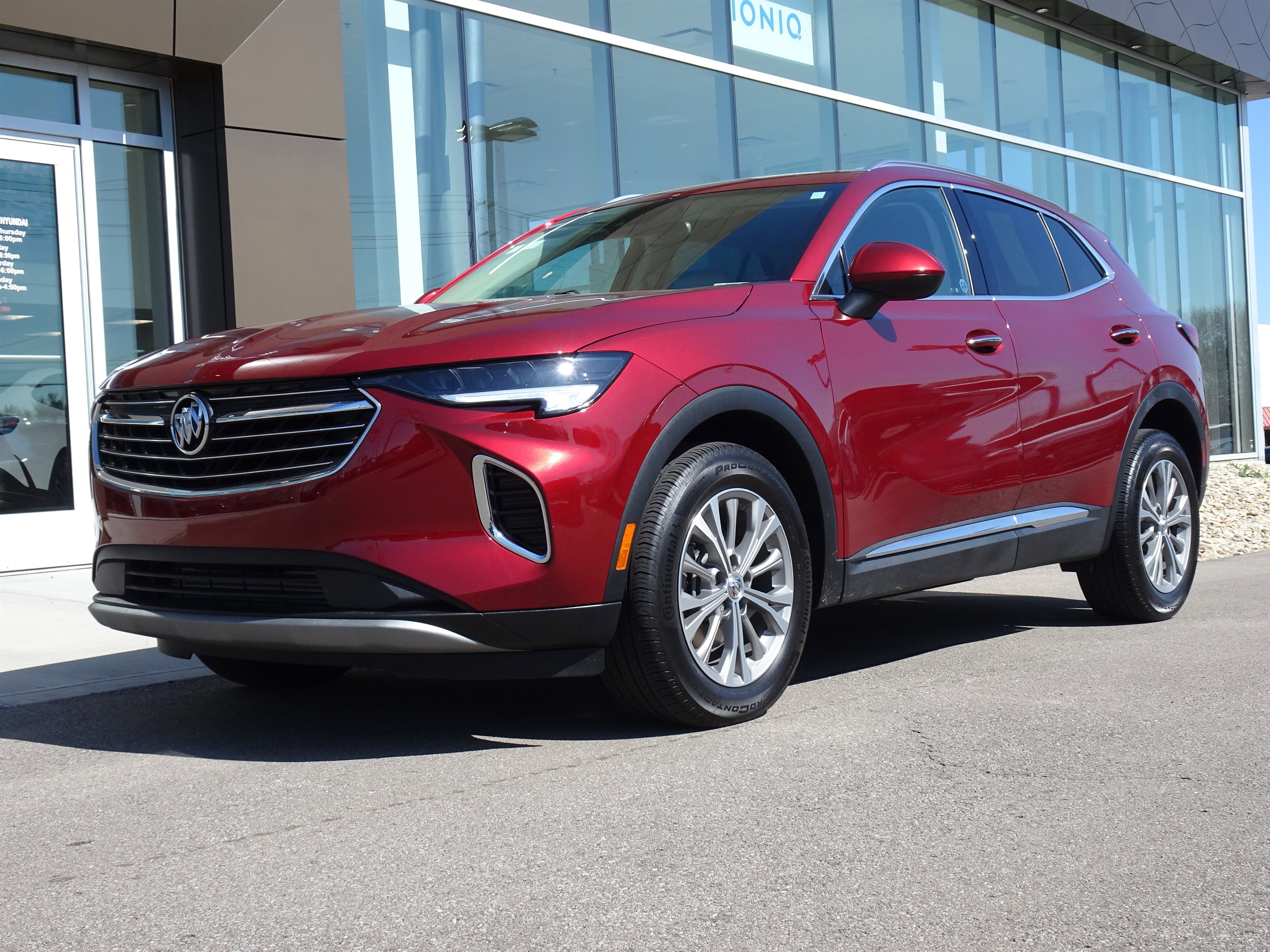 Used 2022 Buick Envision Preferred image 1