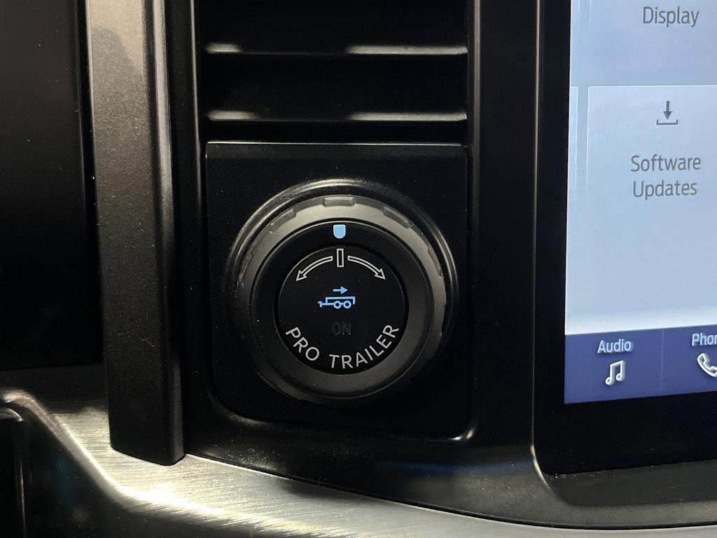 Used 2023 Ford F150 Lariat AWD/4WD image 28