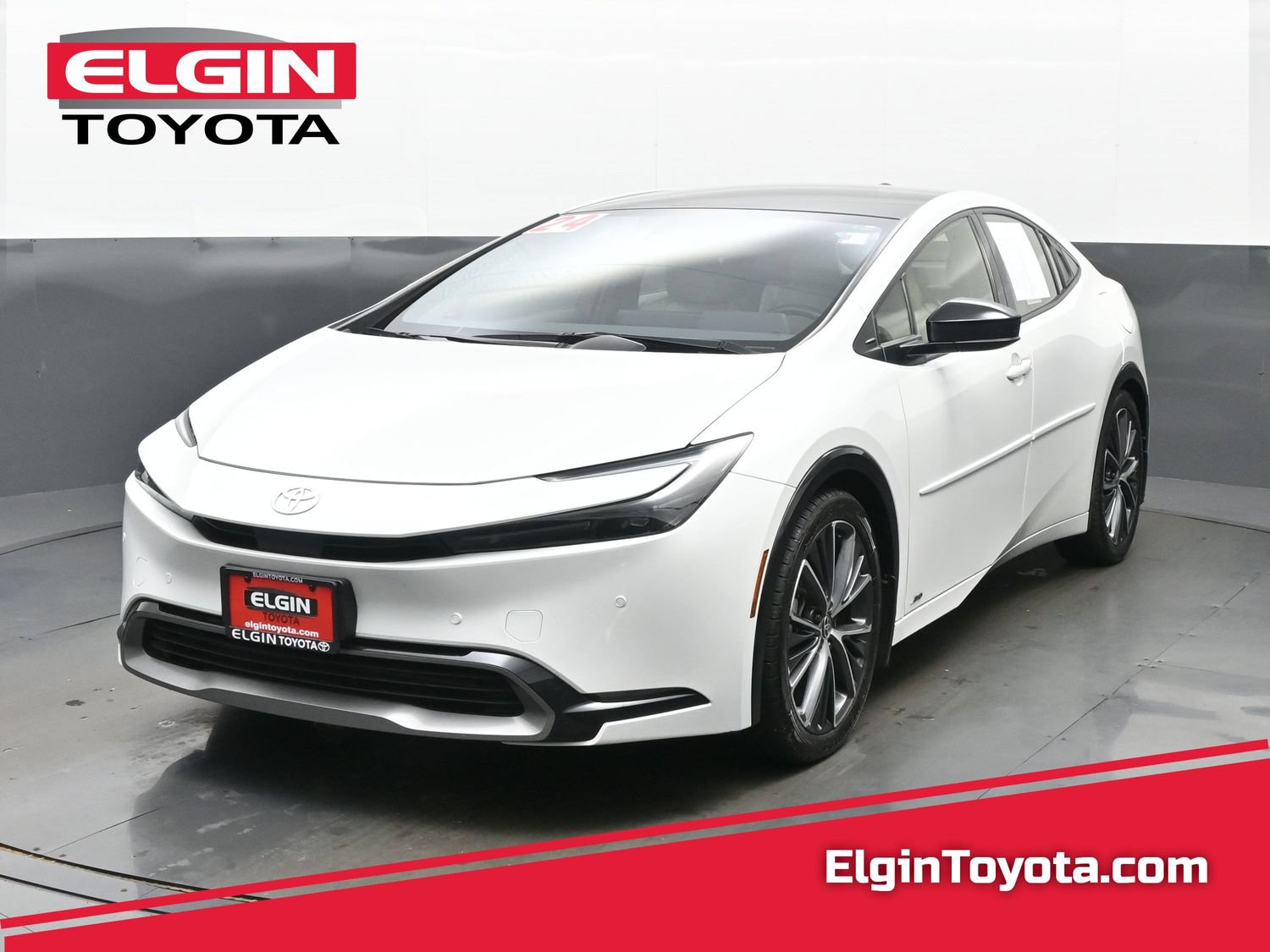 Used 2024 Toyota Prius XLE AWD/4WD image 1