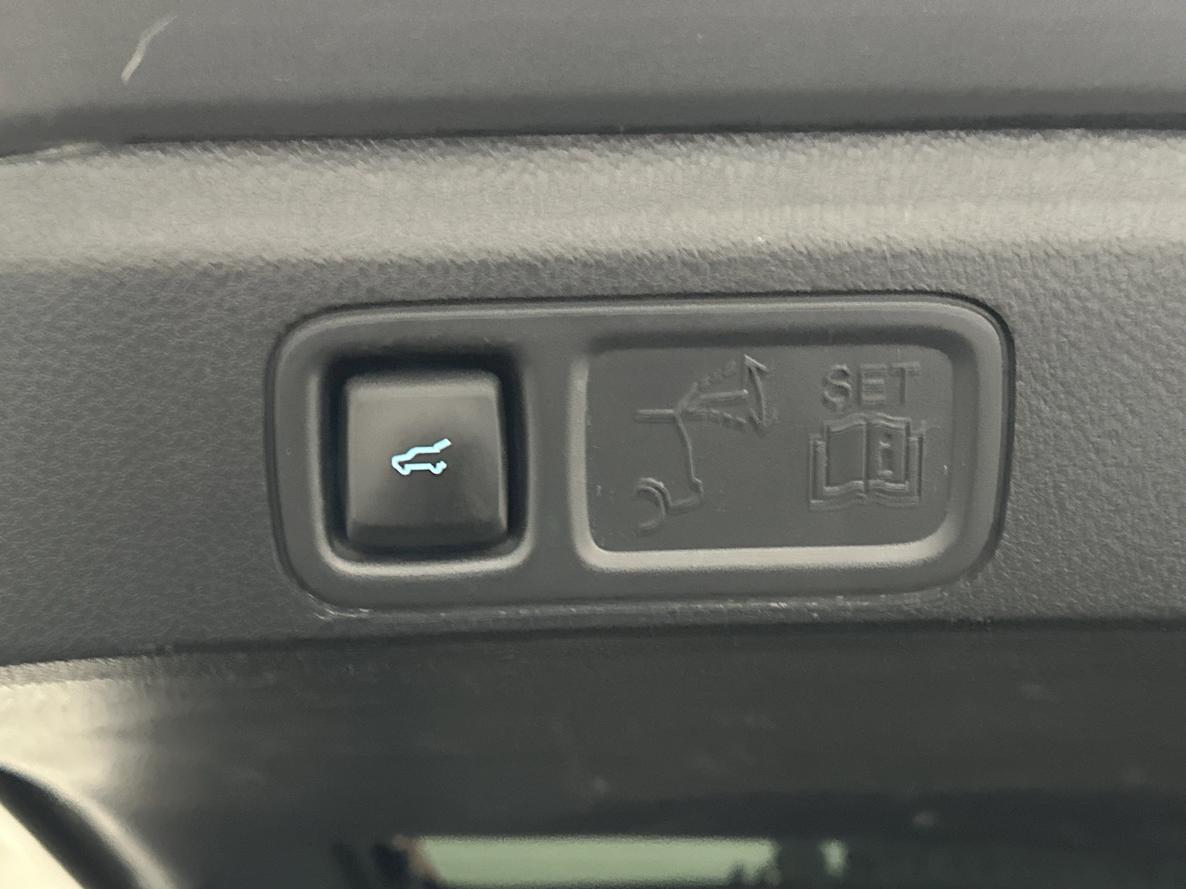 Used 2024 Ford Expedition Max XLT image 16