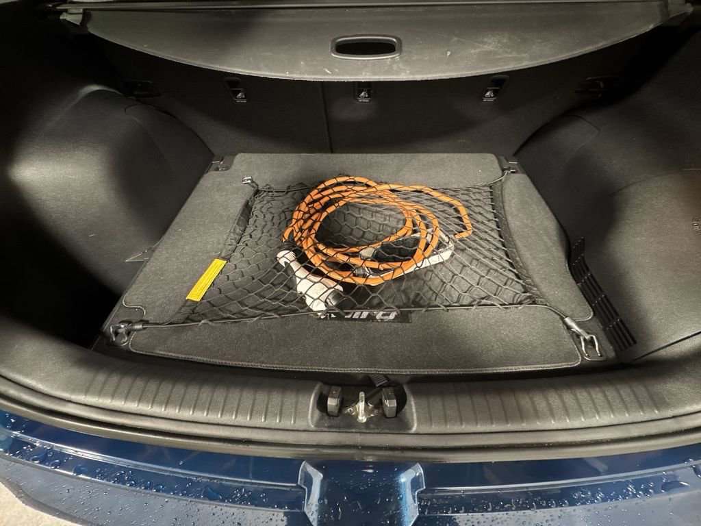 Used 2022 Kia Niro EX image 29