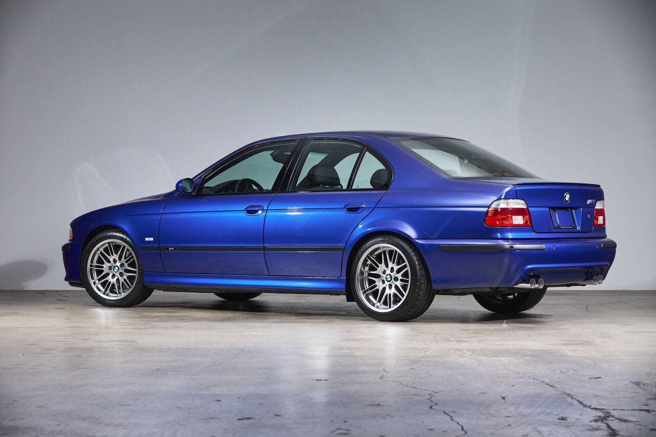 Used 2002 BMW M5 RWD image 7