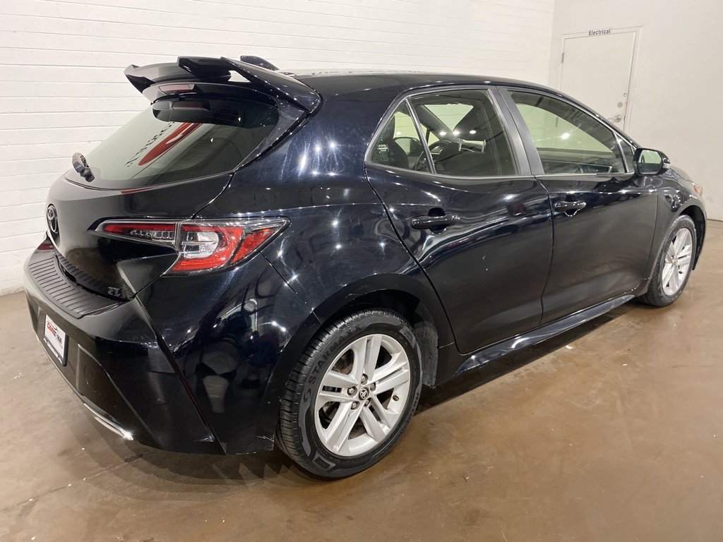 Used 2022 Toyota Corolla SE image 3