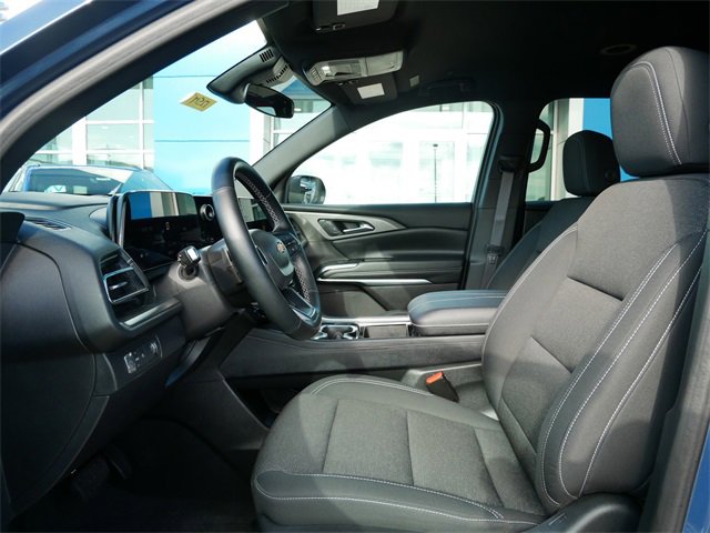 Certified 2025 Chevrolet Traverse LT image 7