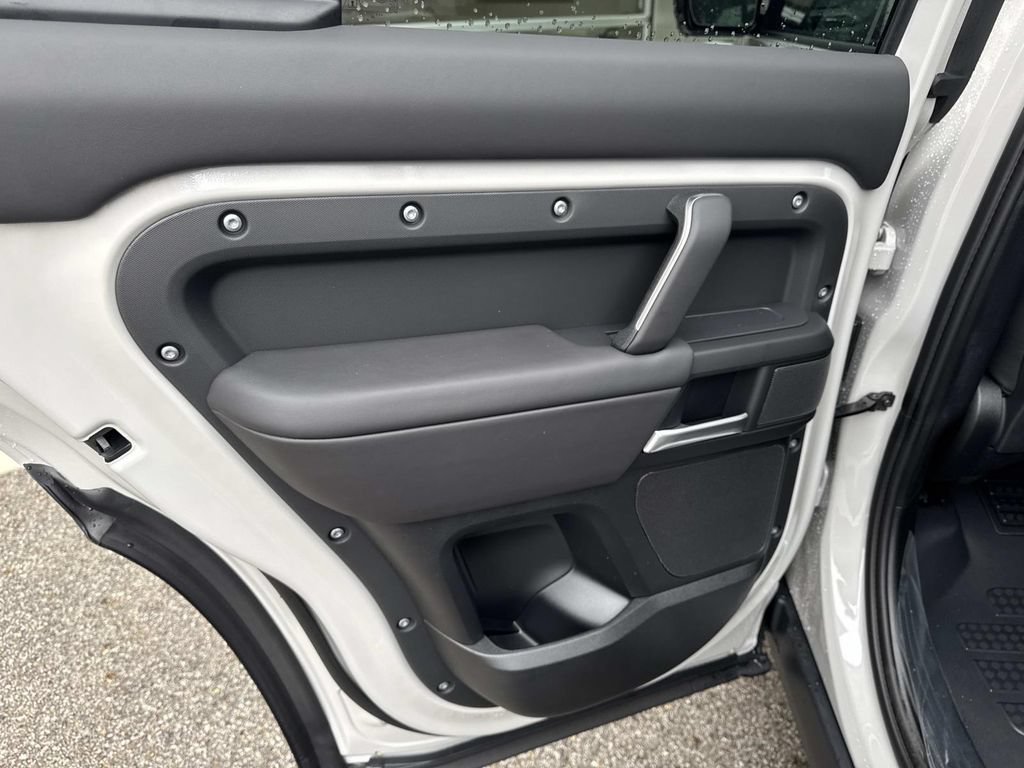 New 2026 Land Rover Defender 130 S AWD/4WD image 11