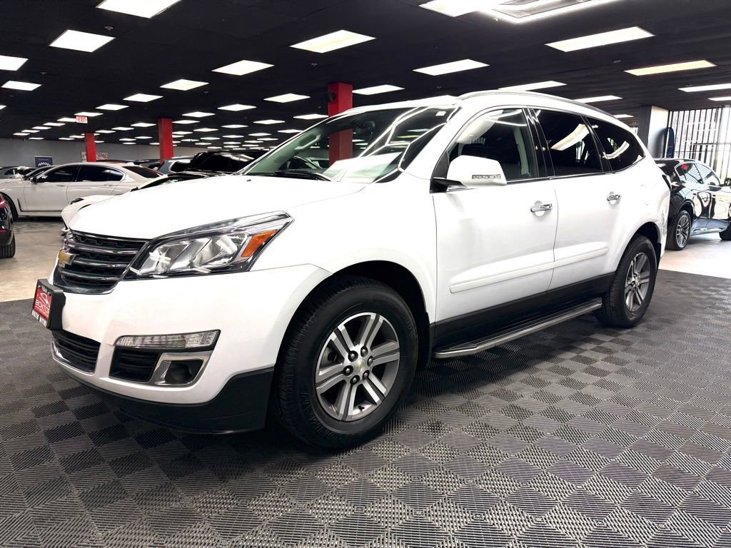 Used 2017 Chevrolet Traverse LT FWD image 8