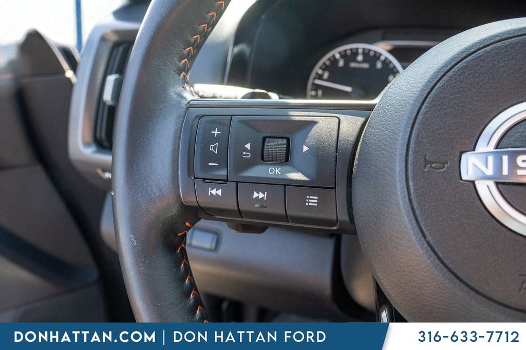 Used 2024 Nissan Pathfinder Rock Creek AWD/4WD image 14