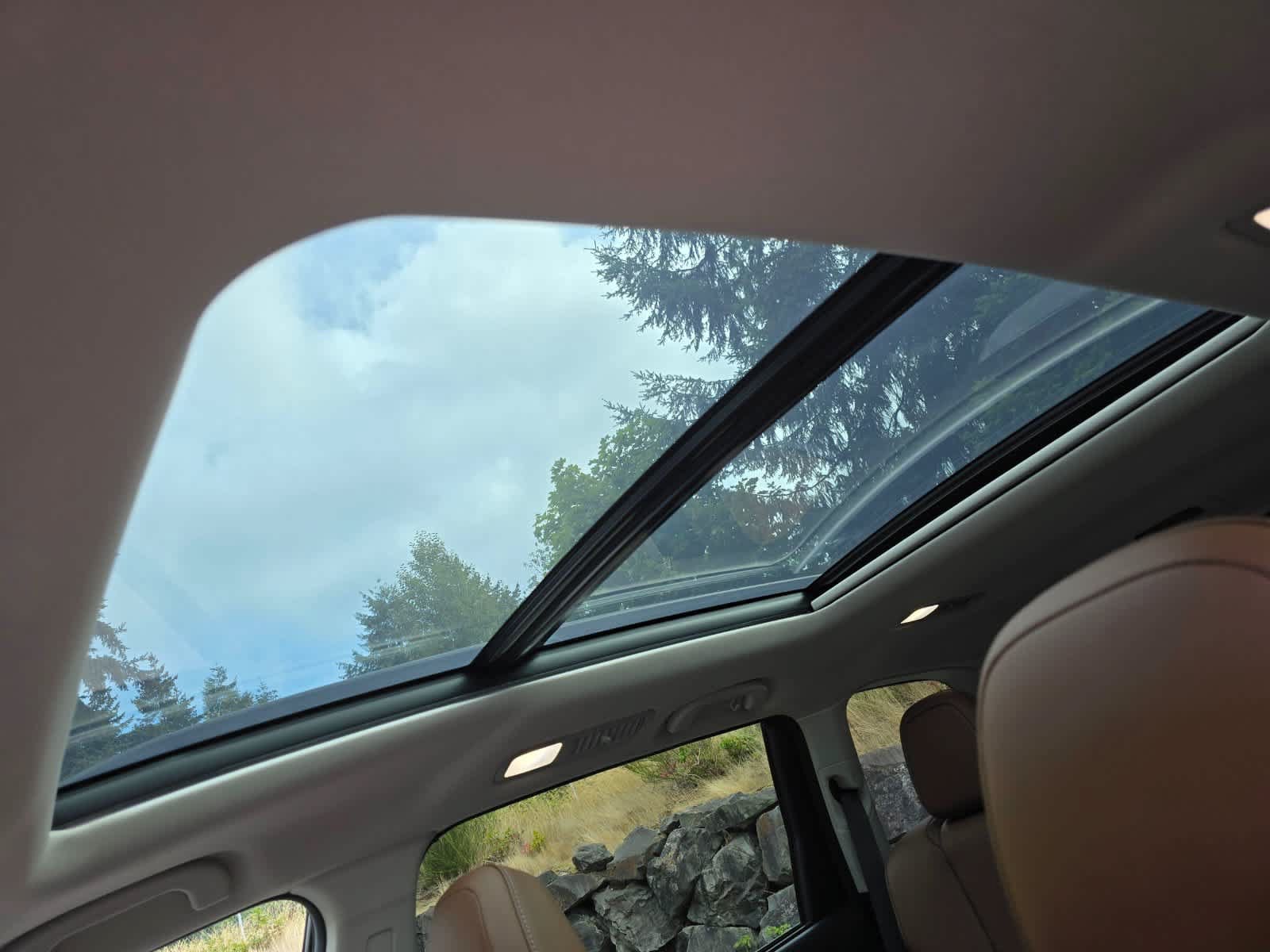 Certified 2025 Subaru Ascent Touring AWD/4WD image 21