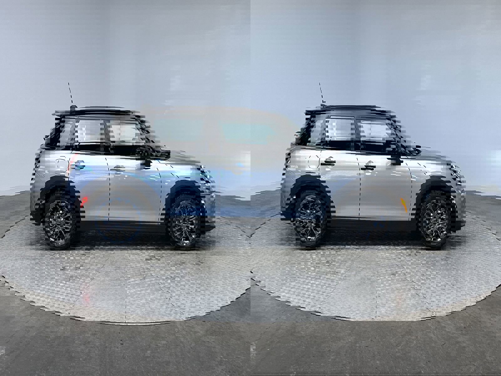 New 2026 MINI Cooper S image 10