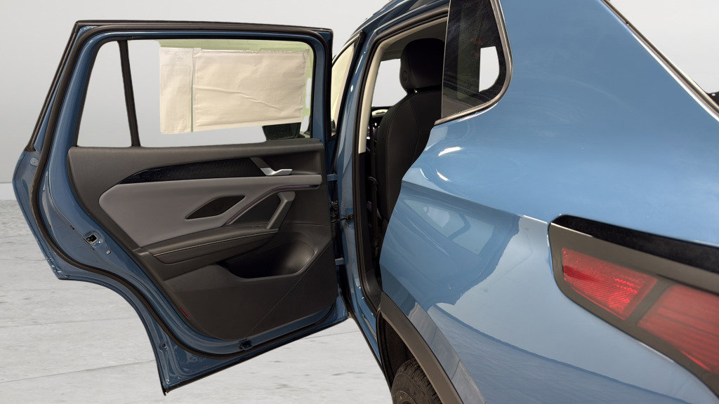 New 2026 Volkswagen Tiguan SE image 29