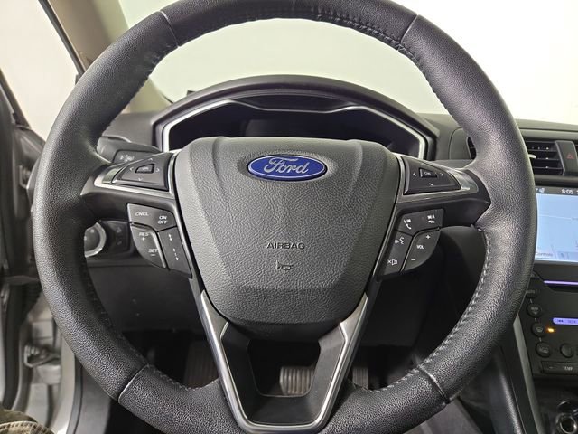 Used 2019 Ford Fusion Titanium image 21