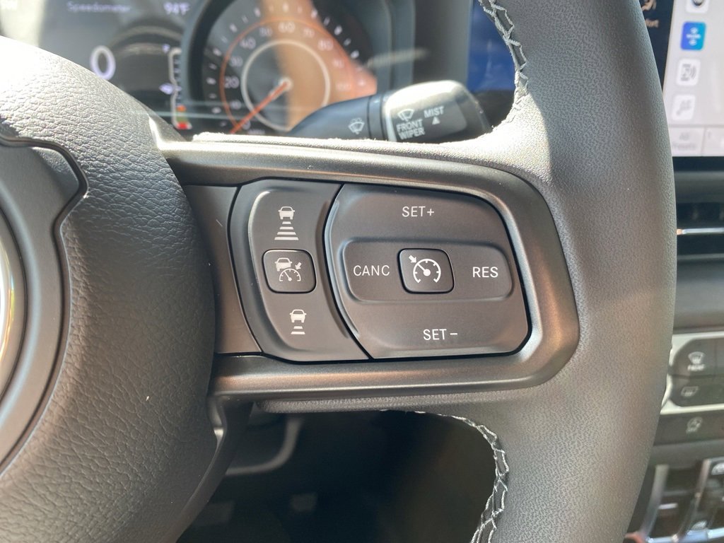 New 2025 Jeep Gladiator Mojave w/ Convenience Group image 23