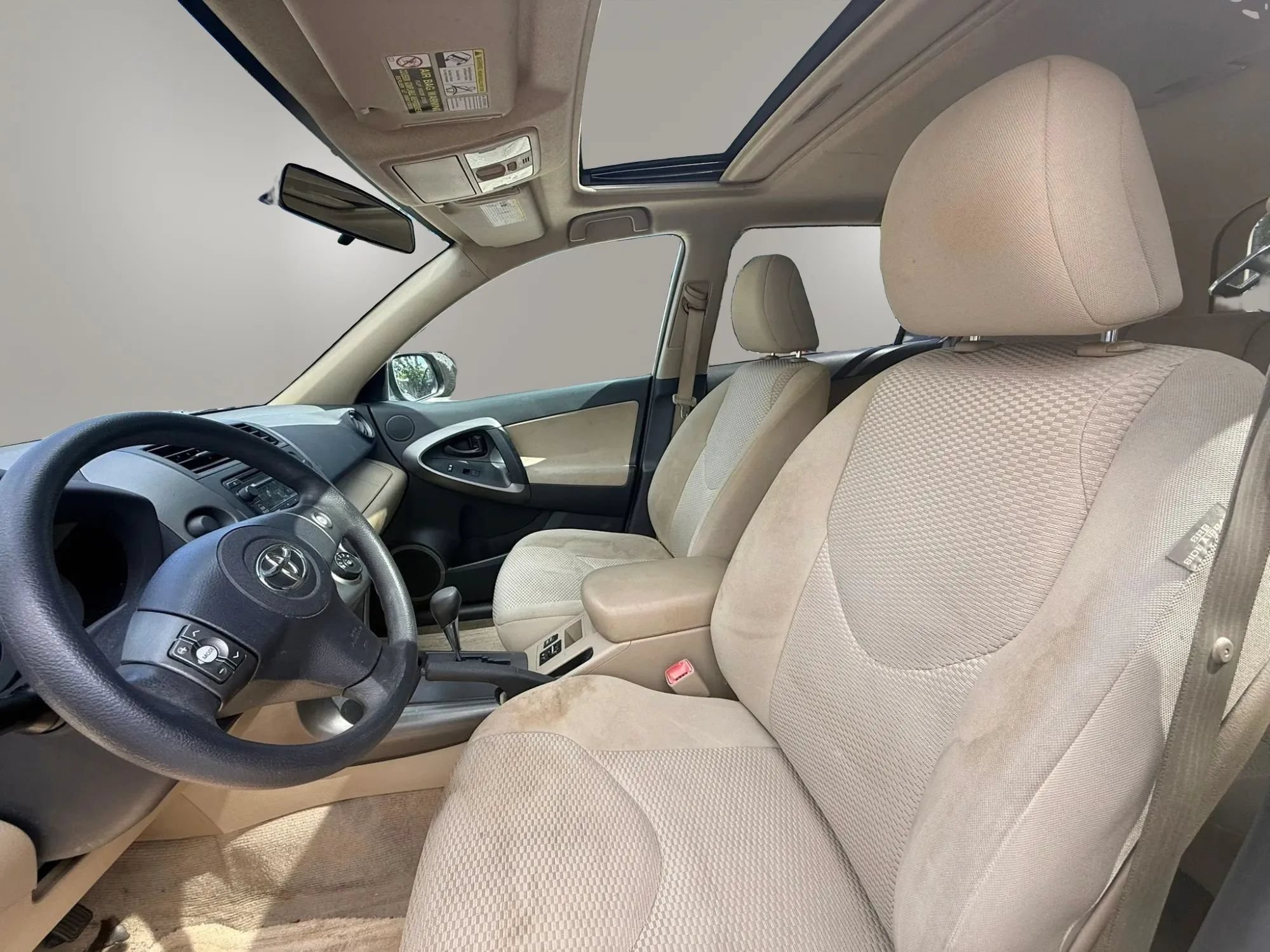 Used 2012 Toyota RAV4 FWD w/ Upgrade Value Pkg image 8