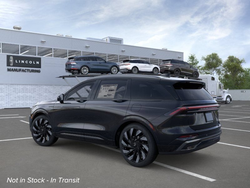 New 2026 Lincoln Nautilus Reserve w/ Jet Appearance Package AWD/4WD image 4