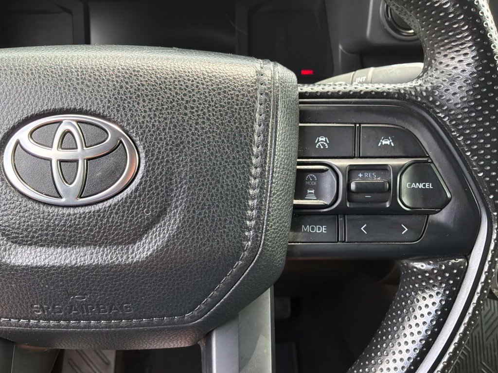 Used 2024 Toyota Tacoma SR5 AWD/4WD image 16