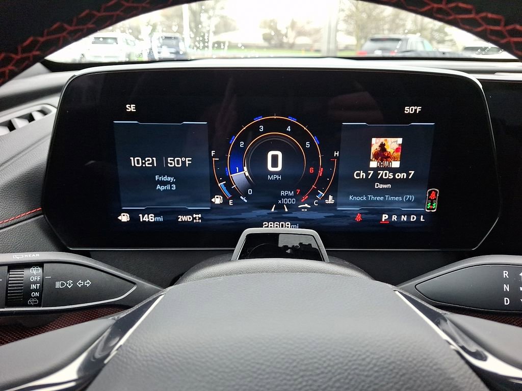 Used 2024 Chevrolet Traverse RS image 21