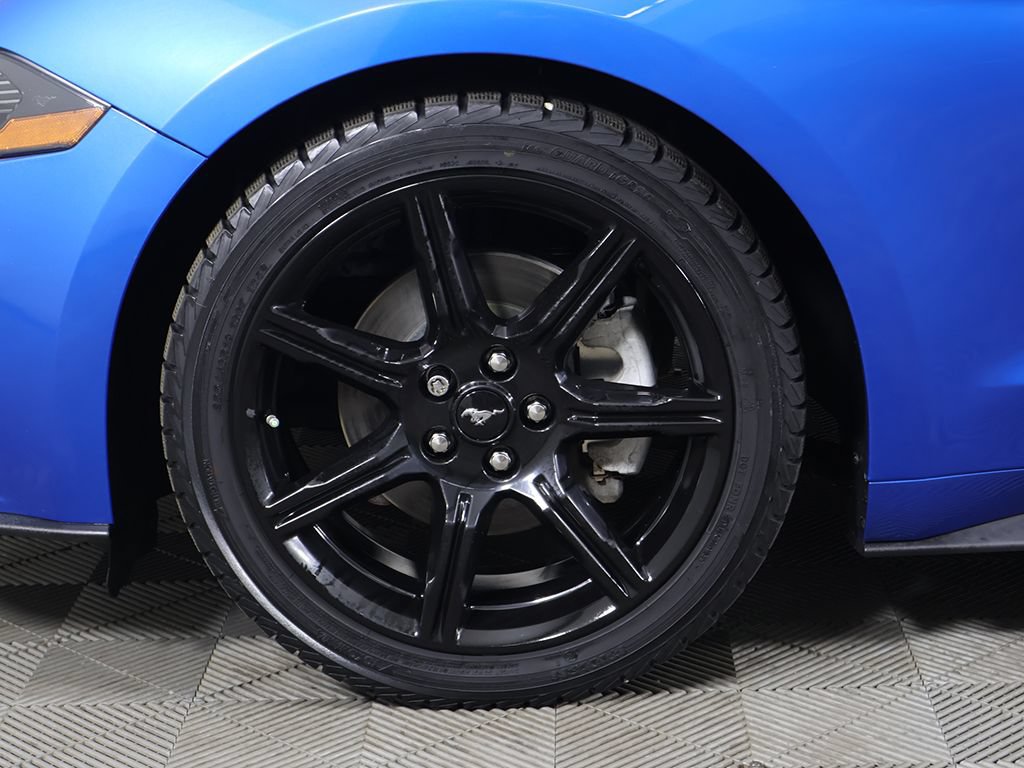 Used 2019 Ford Mustang Coupe w/ Equipment Group 101A RWD image 18