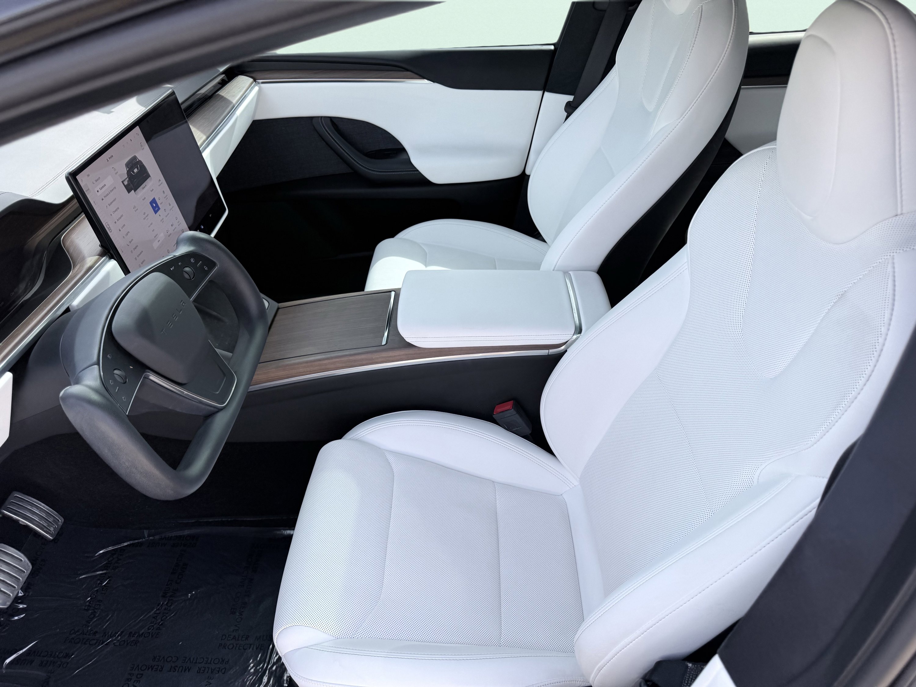 Used 2023 Tesla Model X image 21