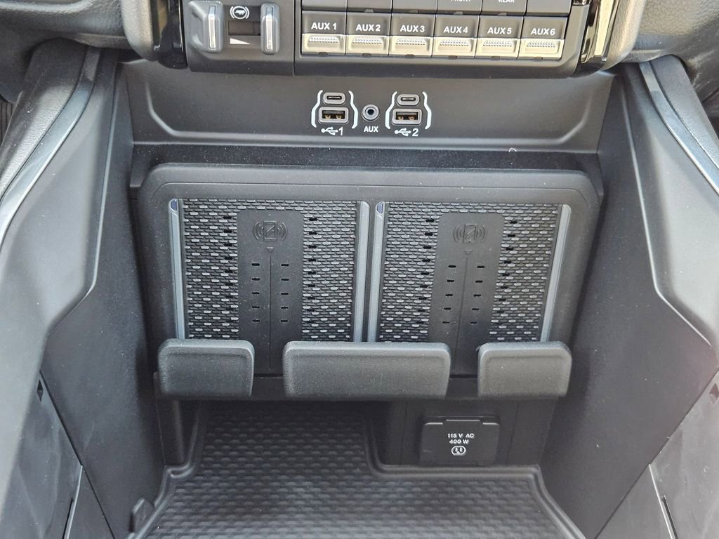 New 2026 RAM 2500 Laramie w/ Night Edition AWD/4WD image 27