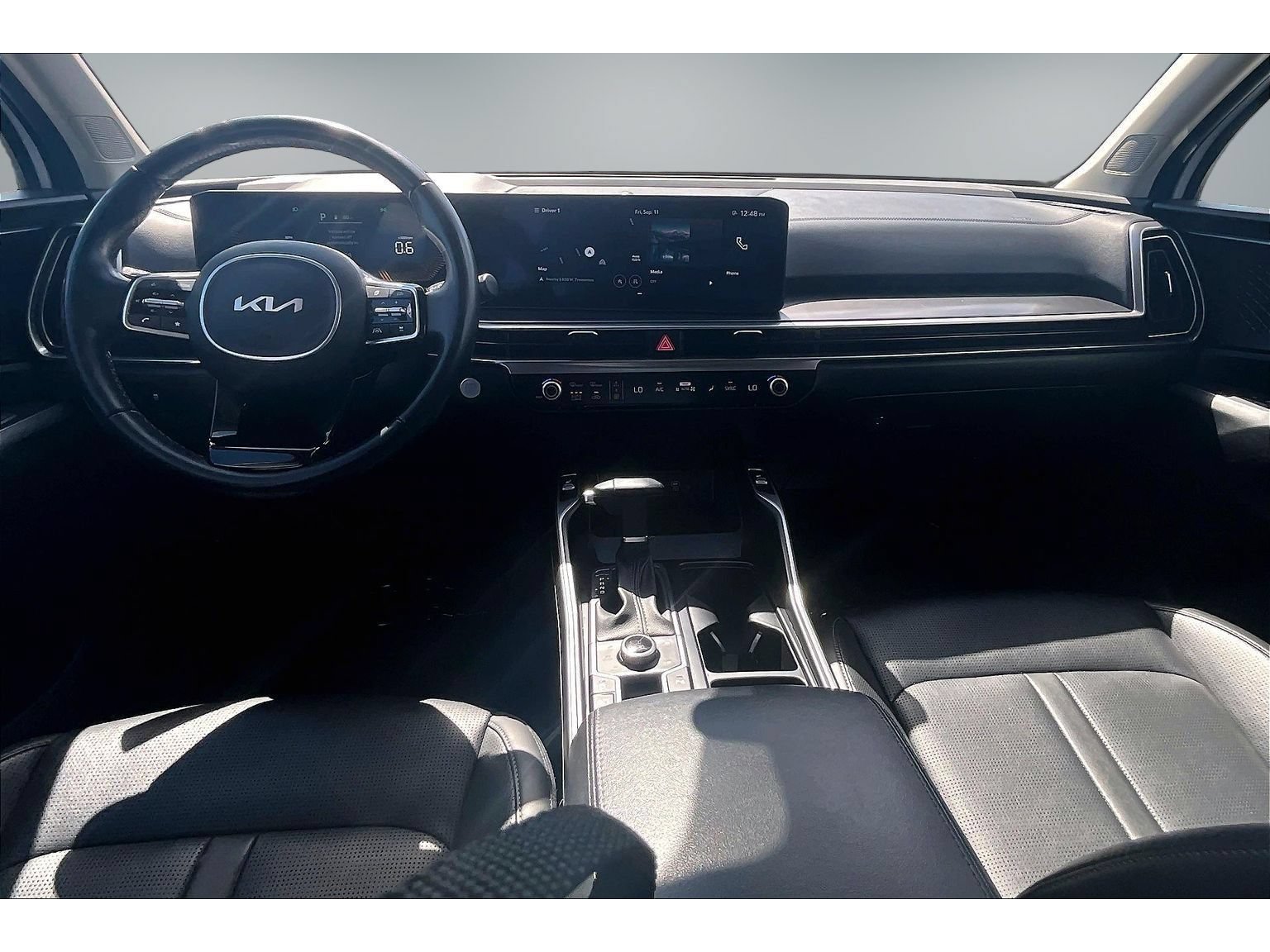 Used 2024 Kia Sorento S AWD/4WD image 7