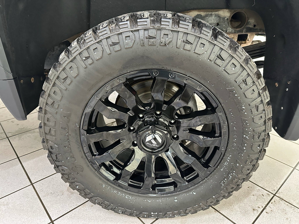 Used 2024 GMC Sierra 2500 AT4 w/ AT4 Premium Plus Package image 19