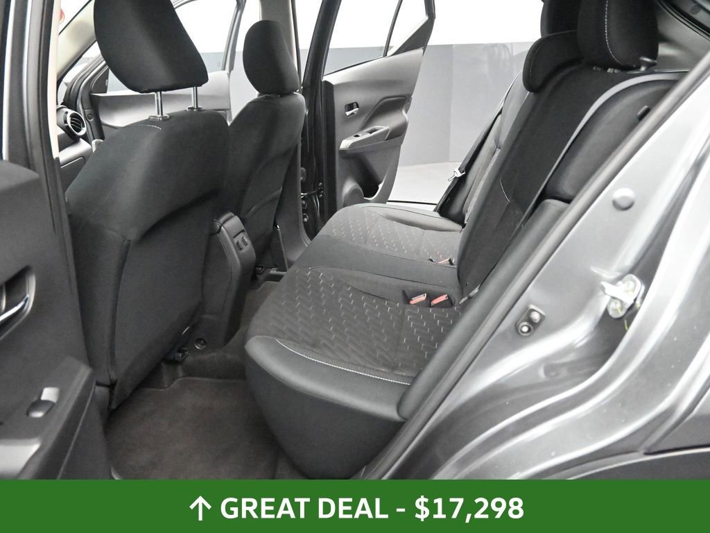 Used 2024 Nissan Kicks SV image 28