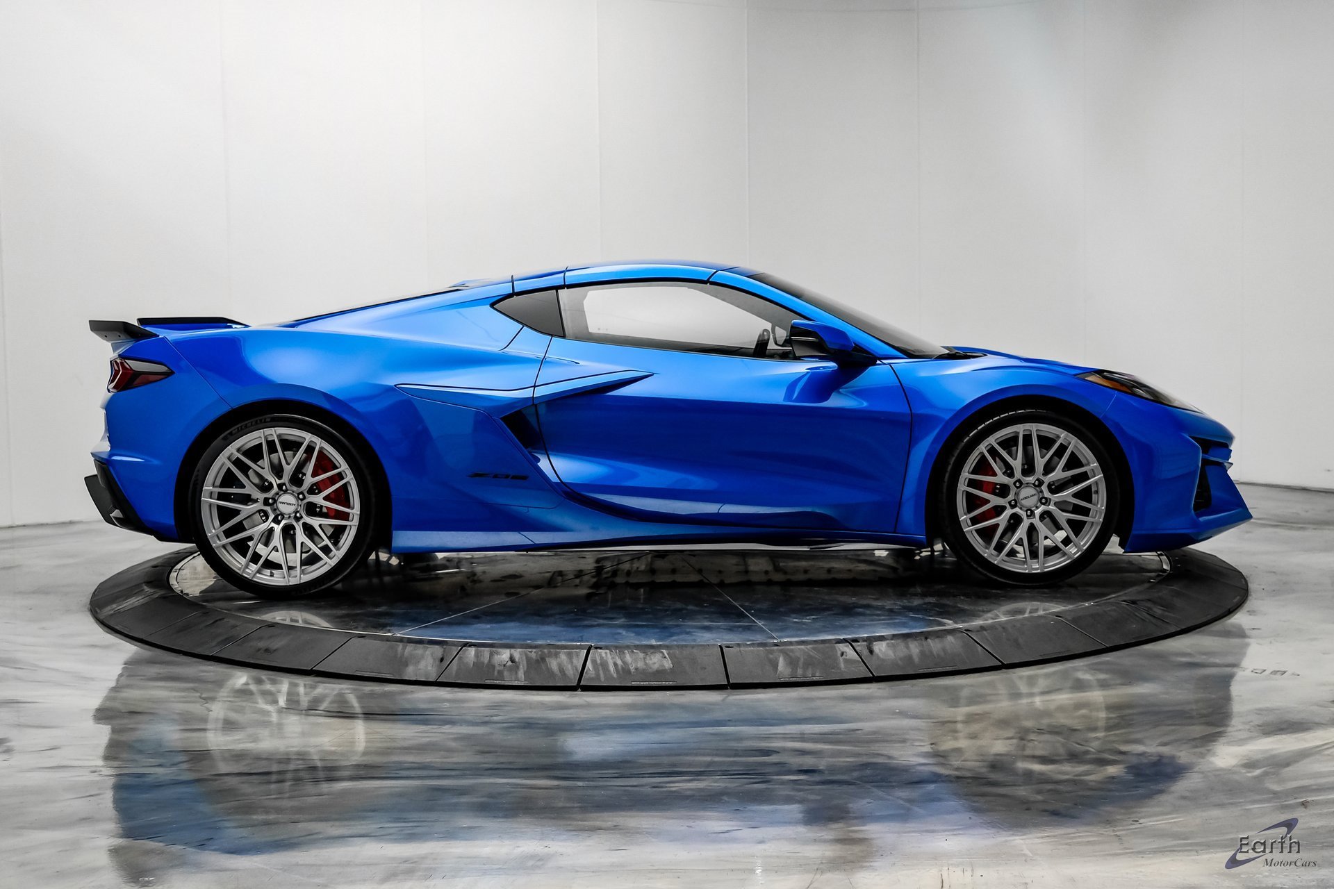 Used 2024 Chevrolet Corvette Z06 image 23