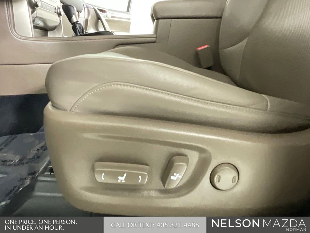 Used 2020 Lexus GX 460 Premium image 25