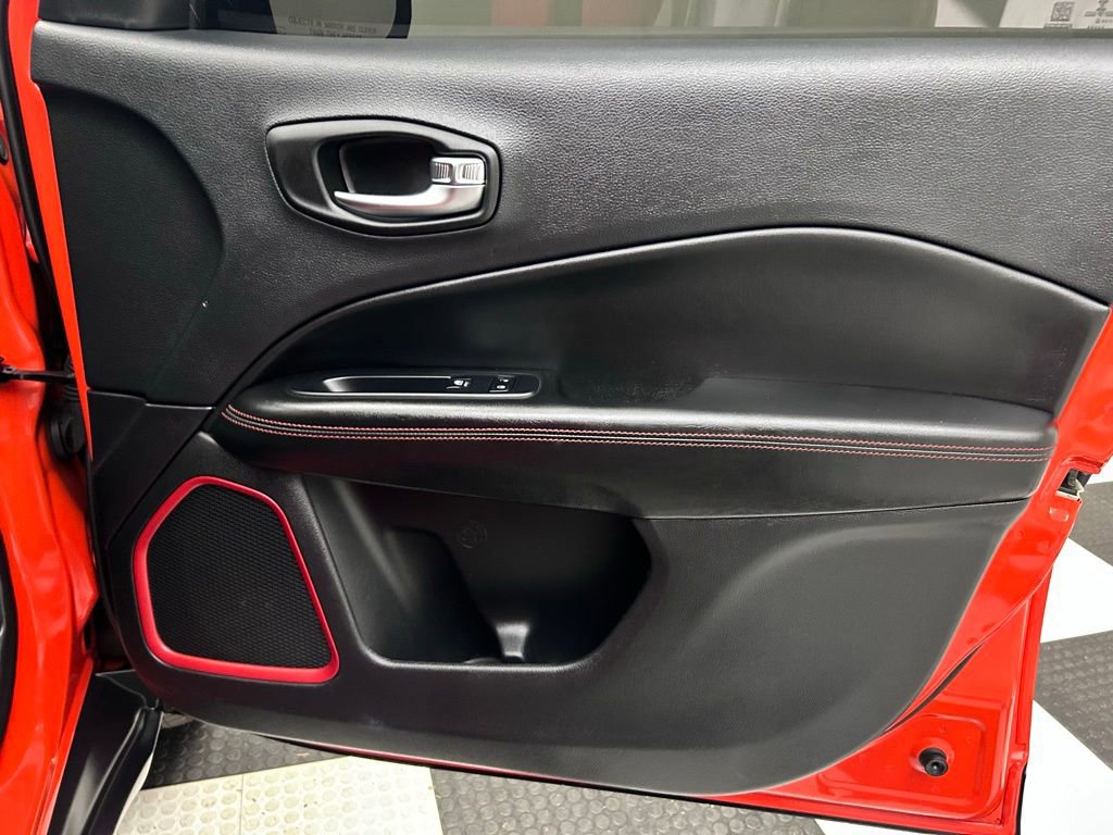 Used 2021 Jeep Compass Trailhawk w/ Convenience Group image 14