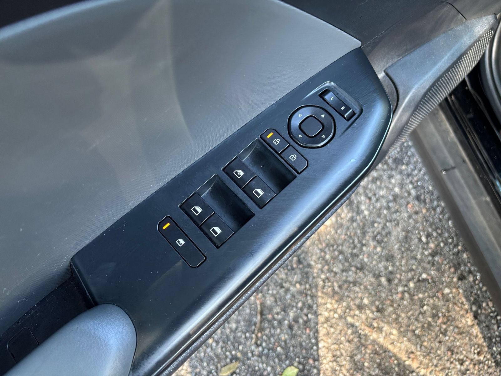 Used 2025 Kia K4 FWD image 18