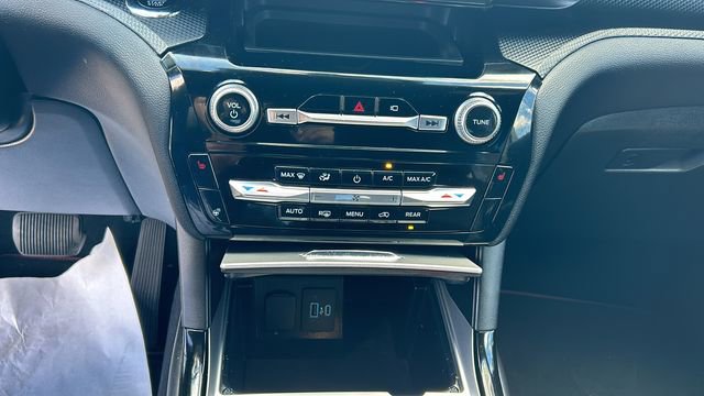 Certified 2023 Ford Explorer ST-Line w/ Class IV Trailer Tow Package RWD image 23
