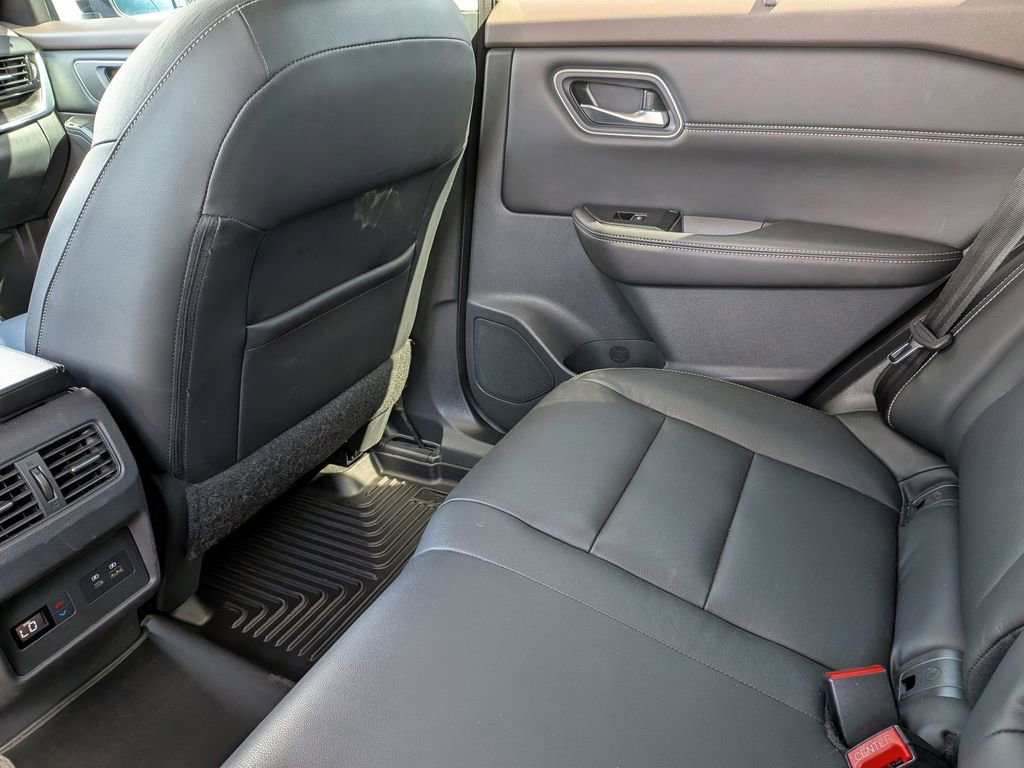 Used 2021 Nissan Rogue SL w/ Premium Package image 37