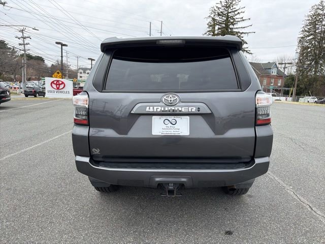 Used 2020 Toyota 4Runner SR5 Premium w/ Moonroof Package image 7
