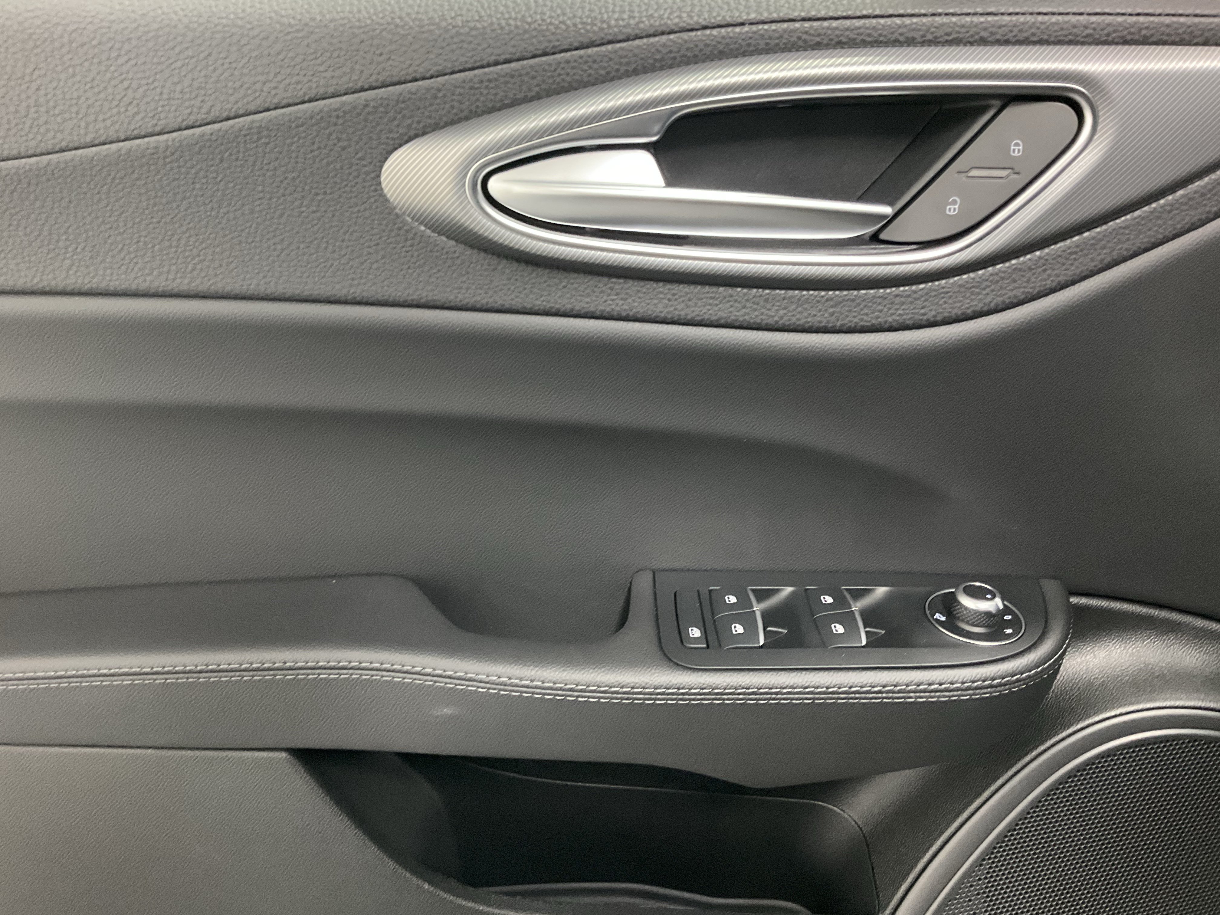 New 2026 Alfa Romeo Giulia AWD w/ Driving Assist Package image 16