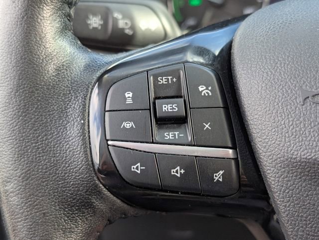 Certified 2021 Ford Escape SE w/ SE Sport Appearance Package image 24