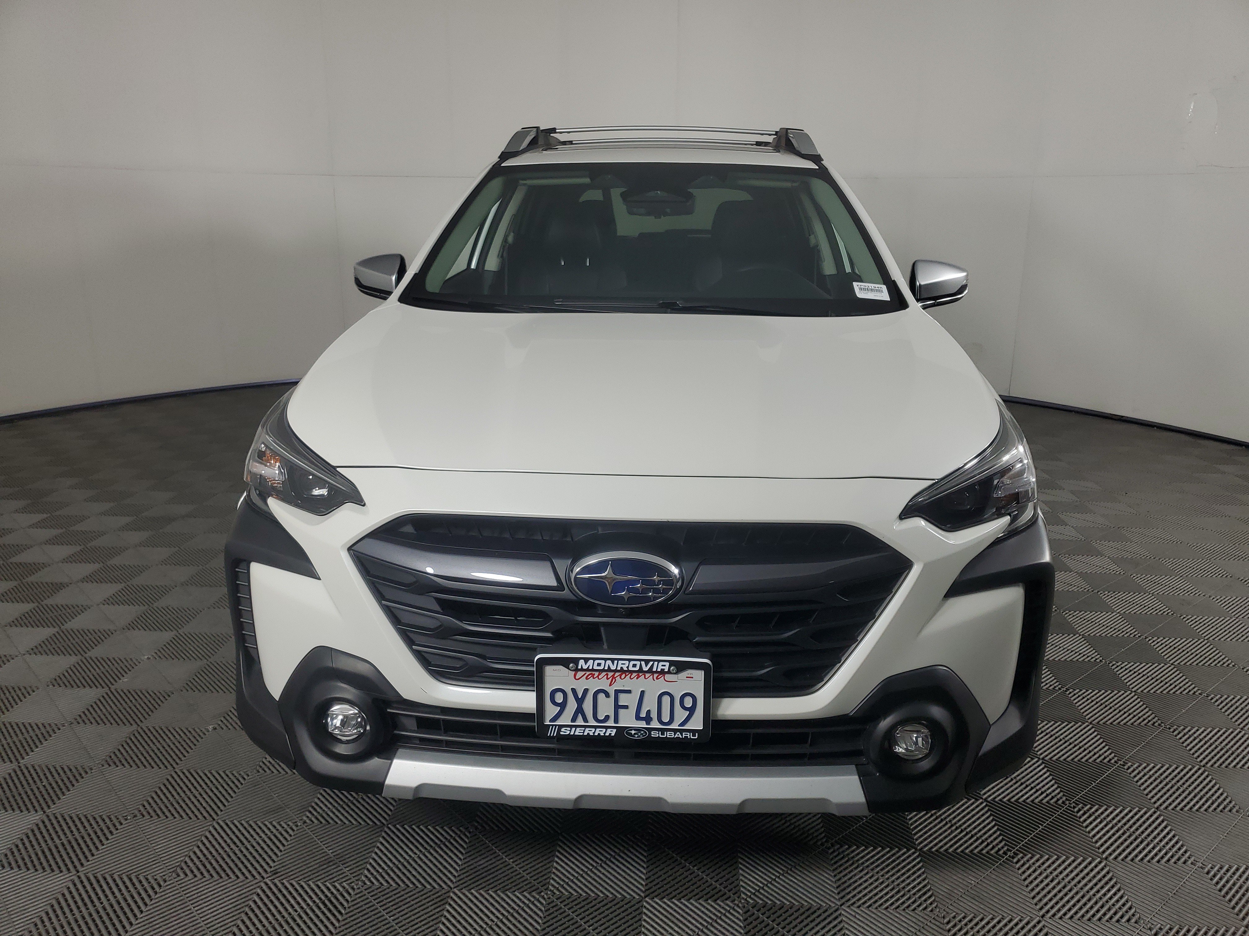 Used 2025 Subaru Outback Touring XT w/ Tech Package 2 AWD/4WD image 9