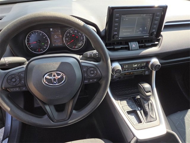 Used 2022 Toyota RAV4 XLE image 22