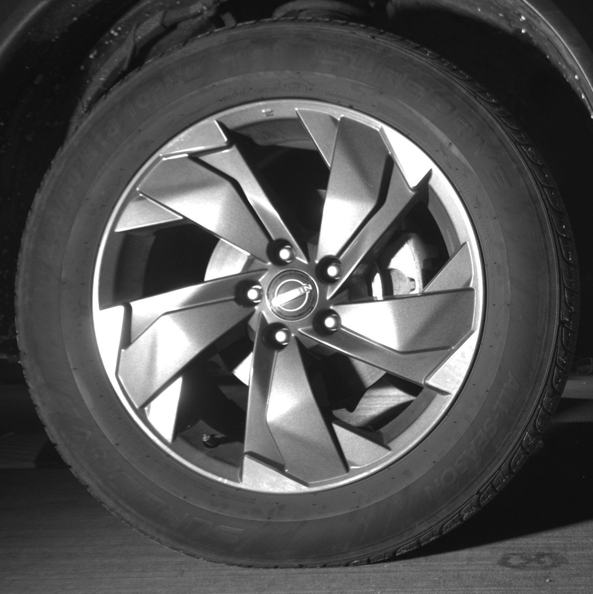 Used 2025 Nissan Rogue SV image 13