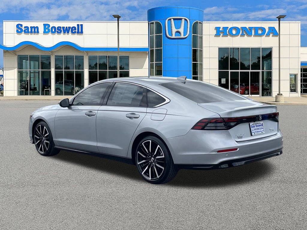 Used 2024 Honda Accord Touring image 6