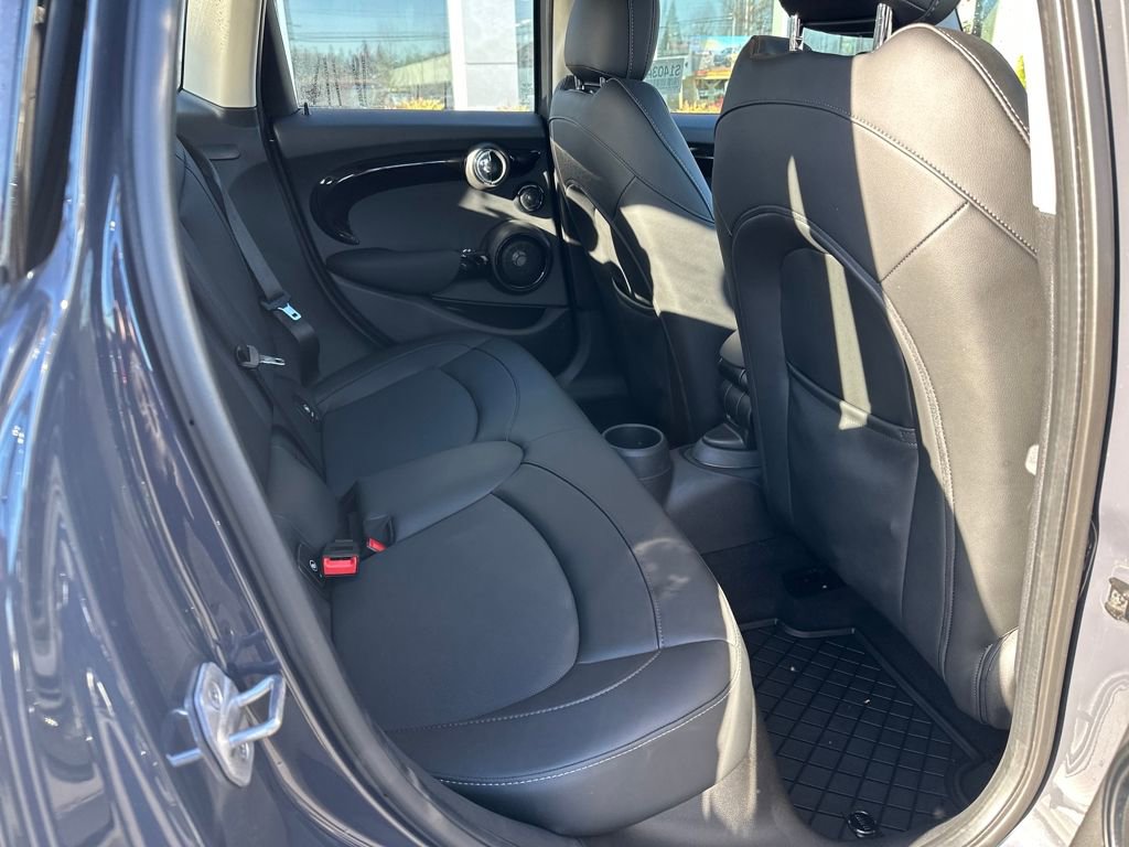 Used 2021 MINI Cooper S w/ Premium Package image 15