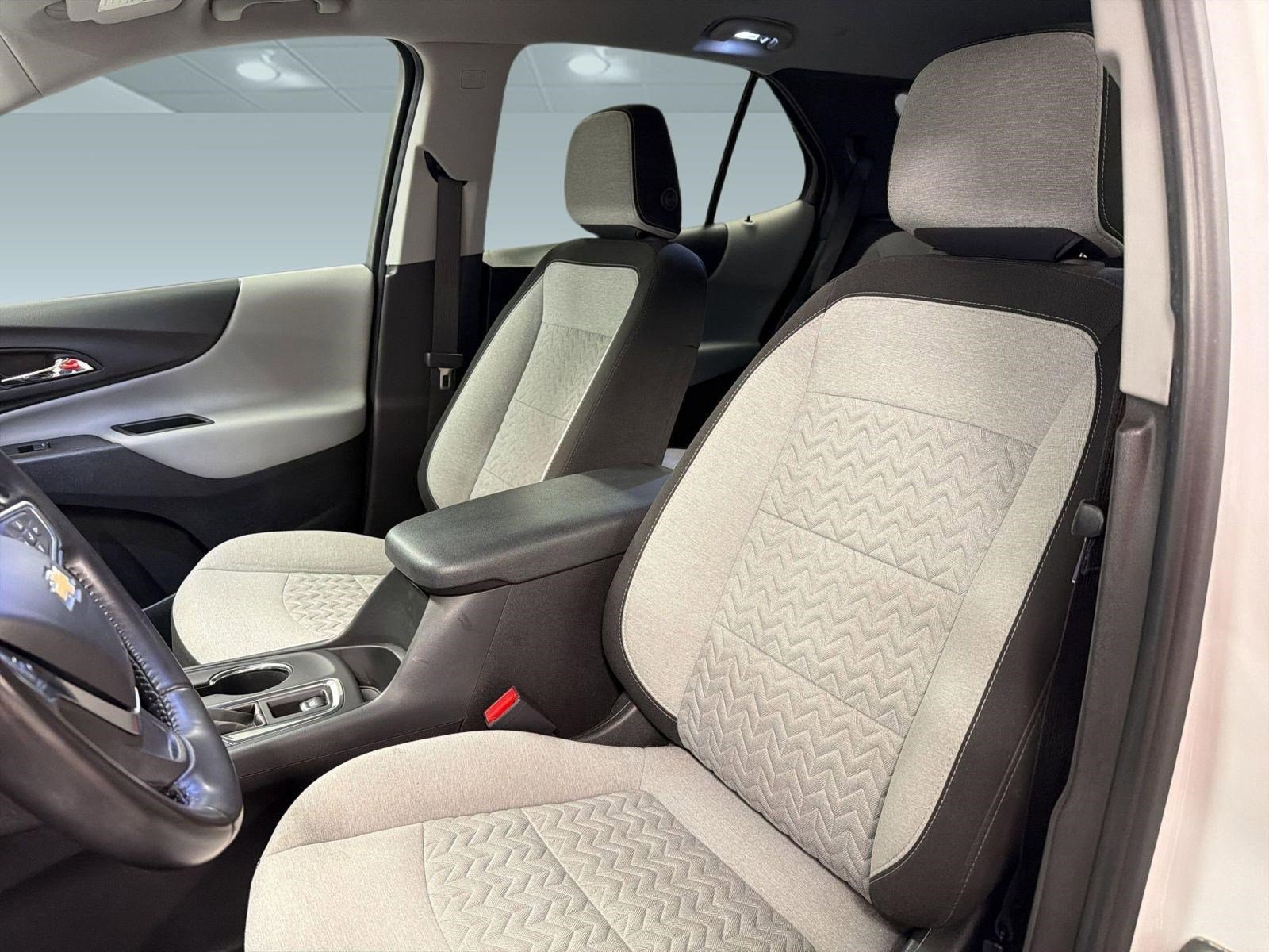 Used 2022 Chevrolet Equinox LT FWD image 5