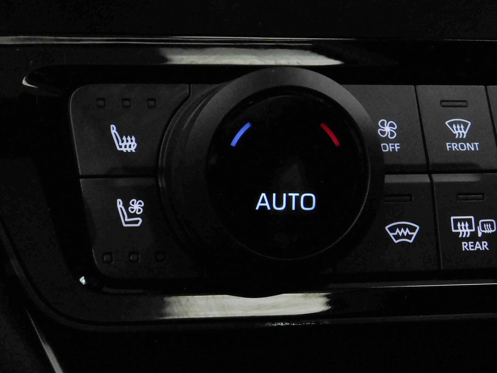 Used 2024 Toyota Grand Highlander Limited image 47