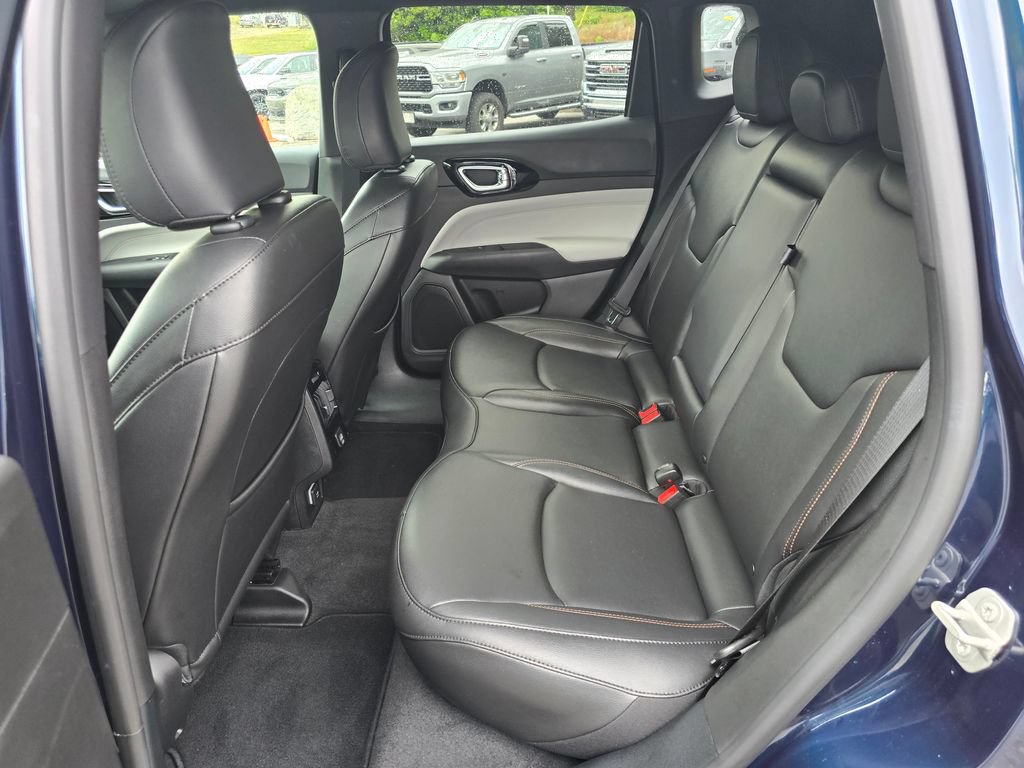 Used 2024 Jeep Compass Limited AWD/4WD image 11