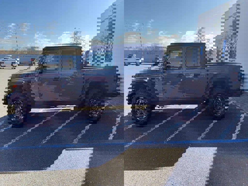 Used 2021 Jeep Gladiator Rubicon image 6