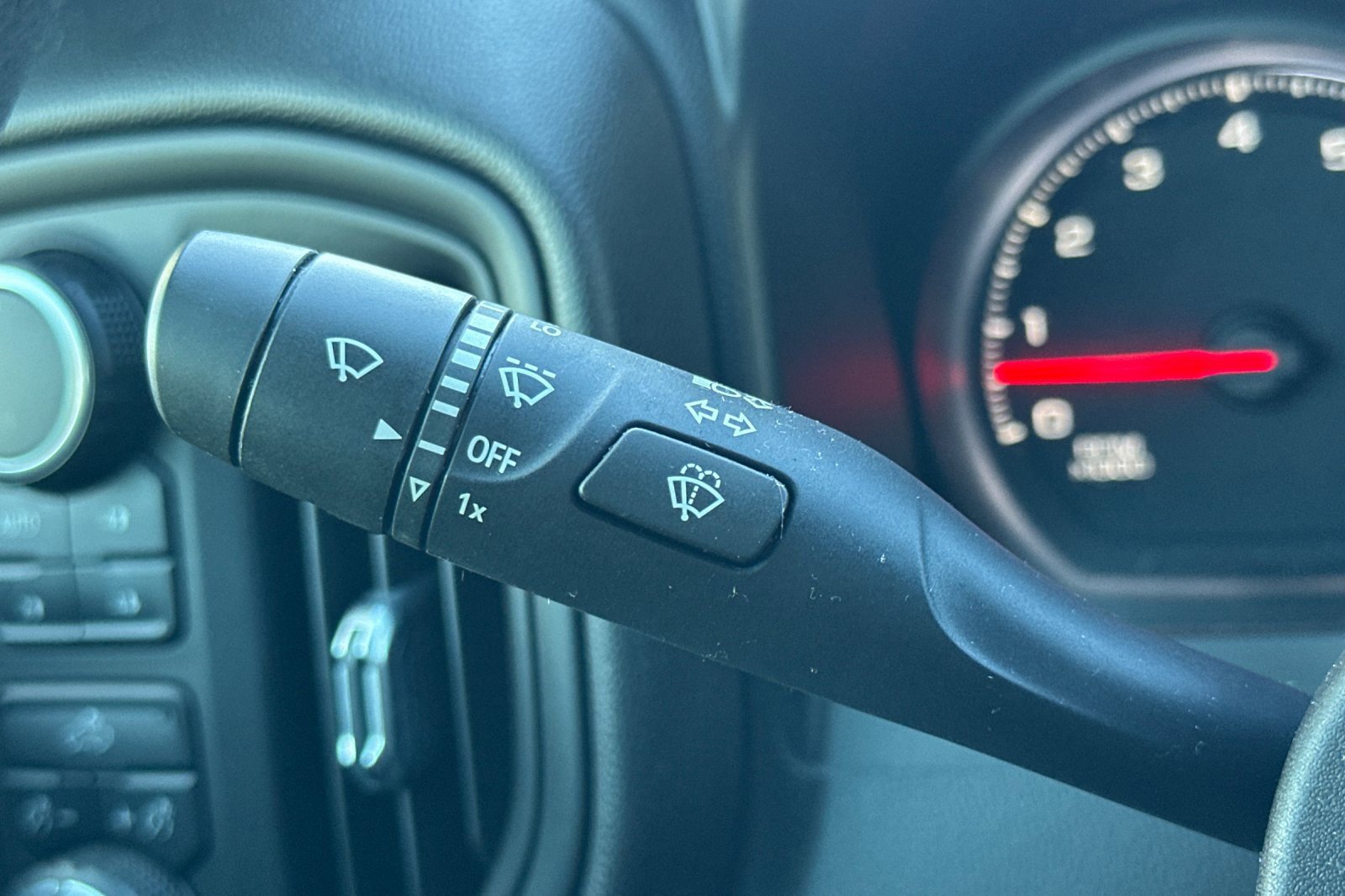 Used 2021 Chevrolet Silverado 1500 Custom Trail Boss w/ Midnight Edition image 33